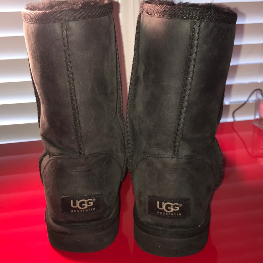 Ugg boots black leather